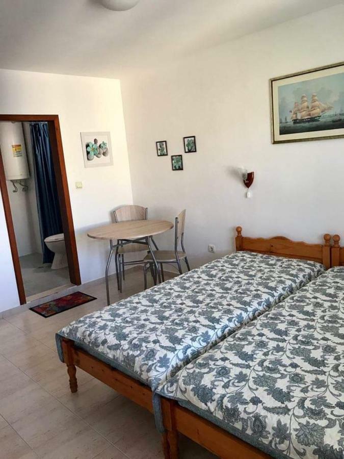 Студиа Мансарда Ненови Pomorie Bagian luar foto